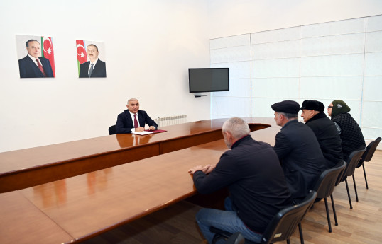 “Azərişıq” sədri Vüqar Əhmədov Şabranda vətəndaşları qəbul edib