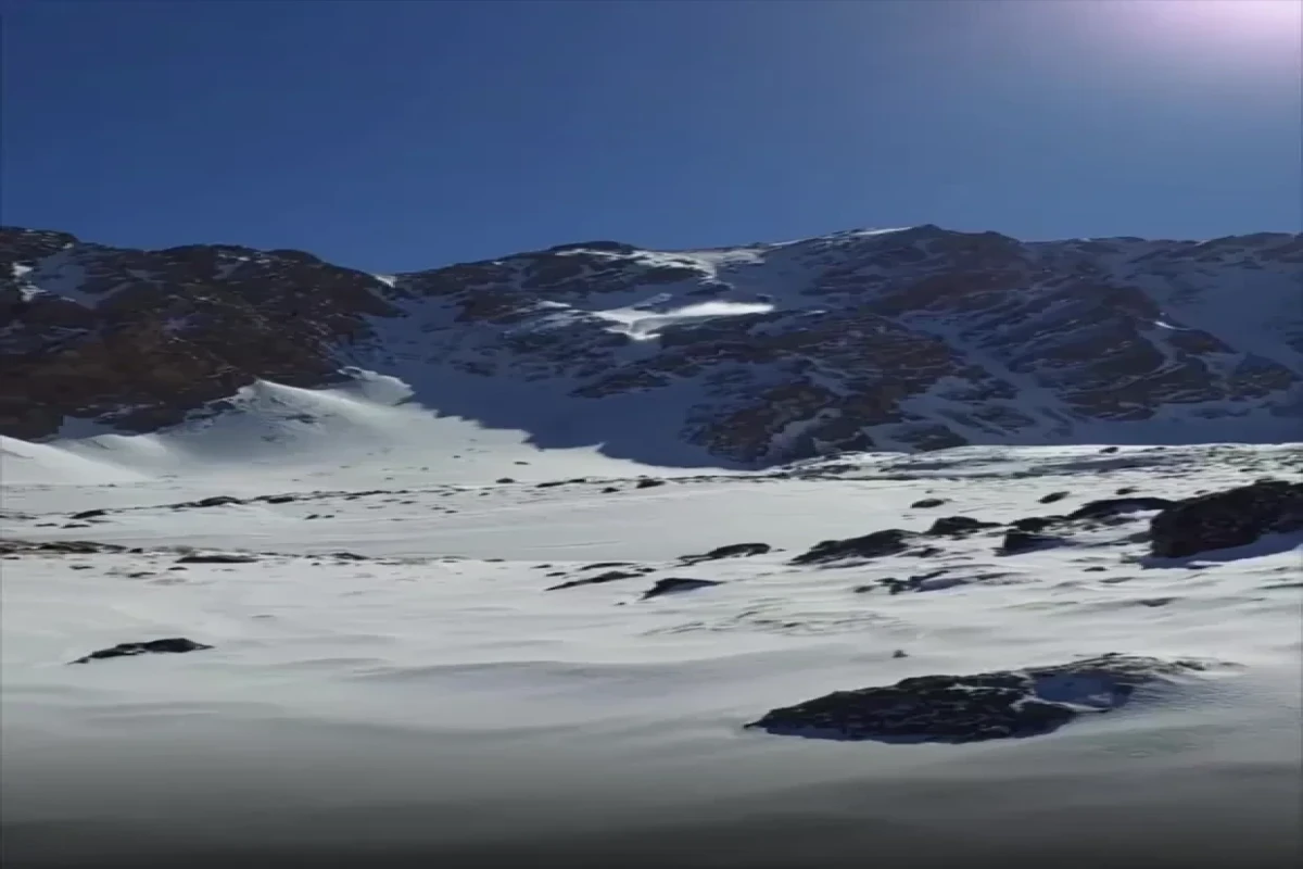 İranda qar uçqunu nəticəsində 5 alpinist həlak olub