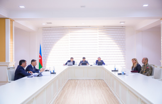 Rəşad Nəbiyev Salyanda vətəndaşları qəbul edib