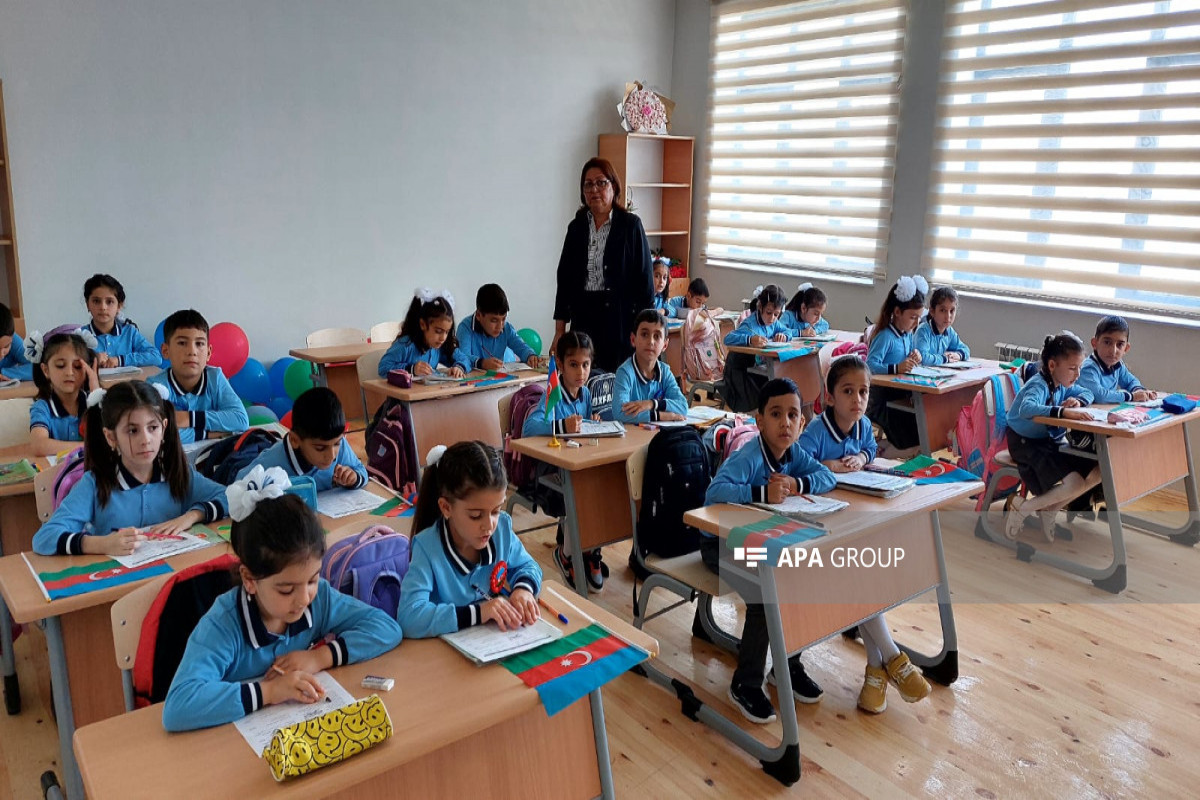 В Азербайджане проведены проверки в 93 школах
