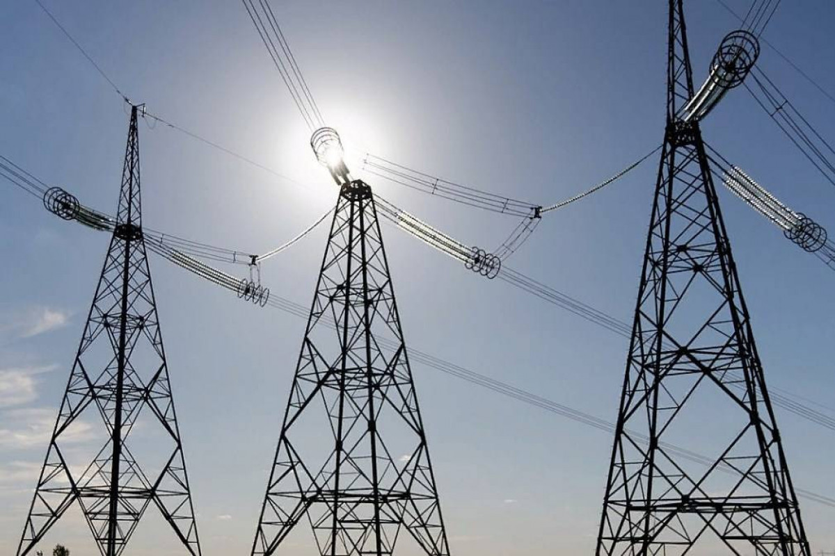 Украина аварийно импортировала электроэнергию из Польши и Румынии