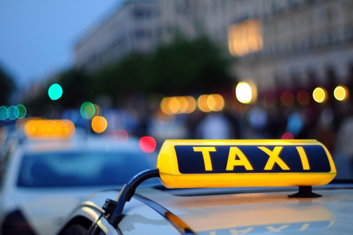 Azerbaijan sets new requirements for passenger transportation by taxi