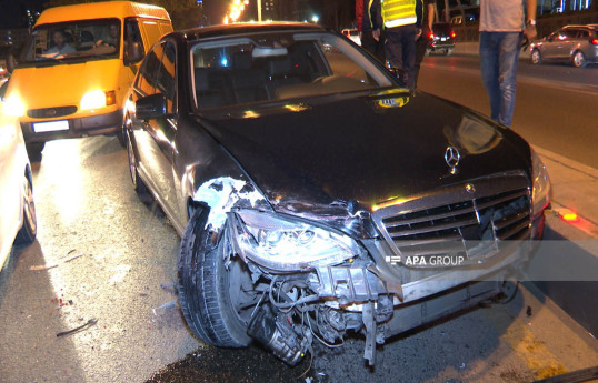 Paytaxtda yol qəzası zamanı bir nəfər xəsarət alıb - FOTO 