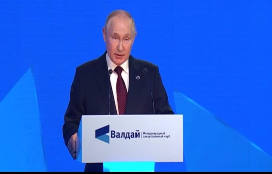 Putin: Rusiya dünyada ən böyük ölkədir, biz yeni torpaqlar axtarmırıq