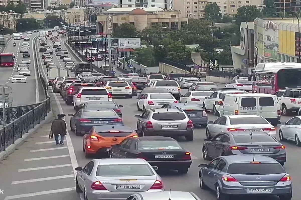 Bakıda sıxlıq müşahidə edilən yollar - SİYAHI 