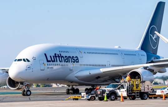 Almaniyanın Lufthansa şirkəti İsrailə uçuşları dayandırıb