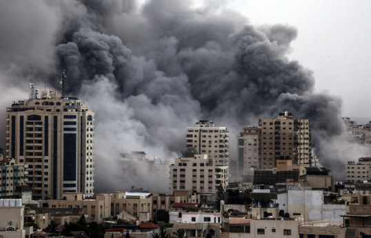 İsrail HAMAS-ın hərbi qolunun komandirinin evinə zərbə endirib