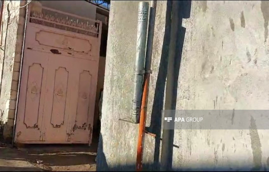 Şəmkirdə ev yanıb - FOTO 