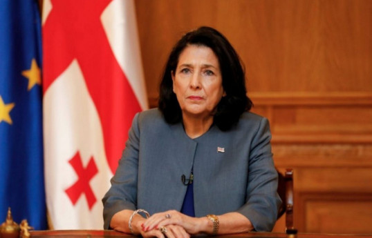 Gürcüstan Prezidenti: “Vəzifəmdən getməyəcəm, sonadək mübarizə aparacam”