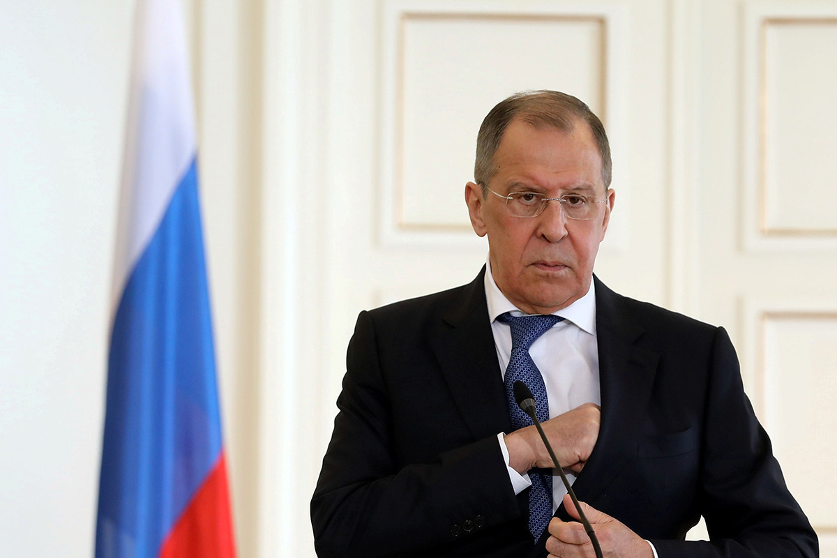 Lavrov Şimali Koreyaya gedib