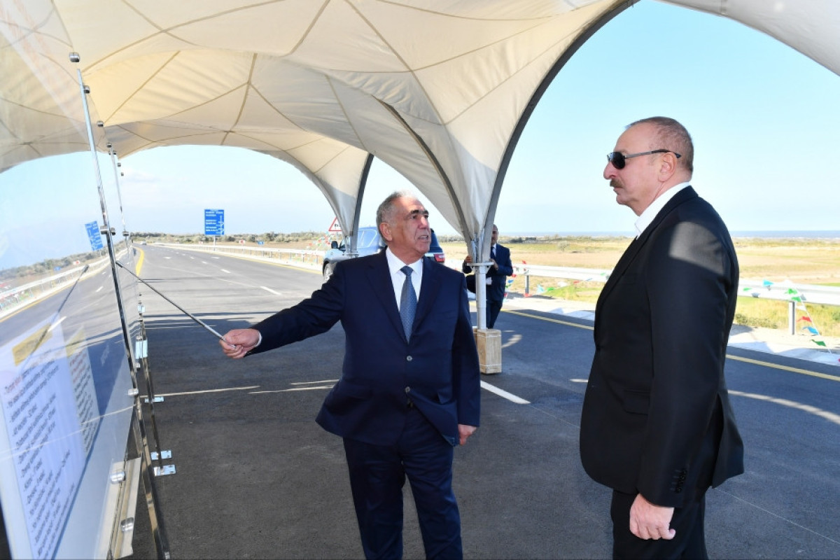 Prezident Bakı-Quba-Rusiya Federasiyası ilə dövlət sərhədi ödənişli yeni avtomobil yolunun açılışında olub - YENİLƏNİB 