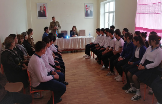 Fövqəladə hallarda davranış qaydaları ilə bağlı tədbirlər keçirilib