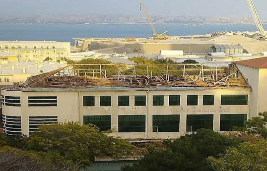 Dövlət Xidməti Səbaildəki “Doğum evinin binası”nın söküləcəyi ilə bağlı məlumatları təkzib edib