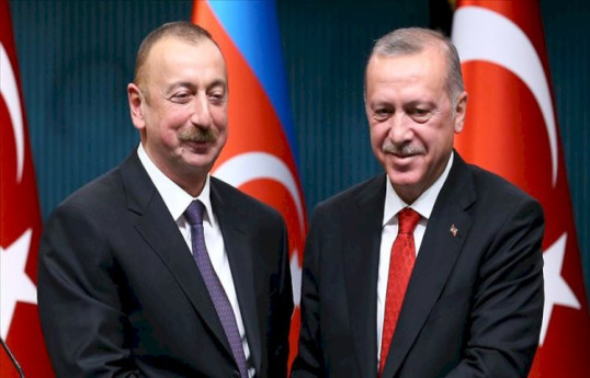 Prezident İlham Əliyev Ərdoğanı Türkiyə Respublikasının 100-cü ildönümü münasibətilə təbrik edib