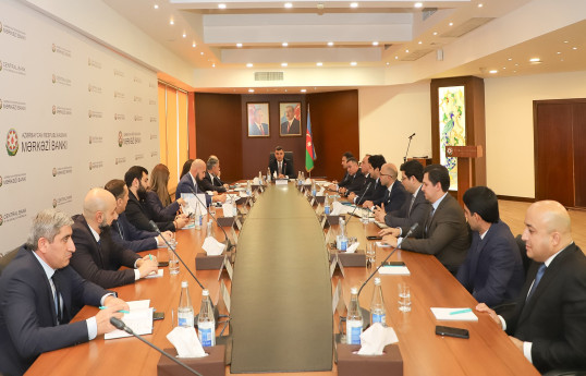 Mərkəzi Bankda kapital bazarlarında son durum müzakirə edilib