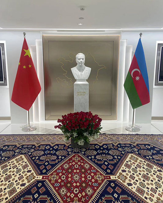 Zakir Həsənov Çində müdafiə sənayesi şirkətlərinin rəhbərləri ilə görüşüb