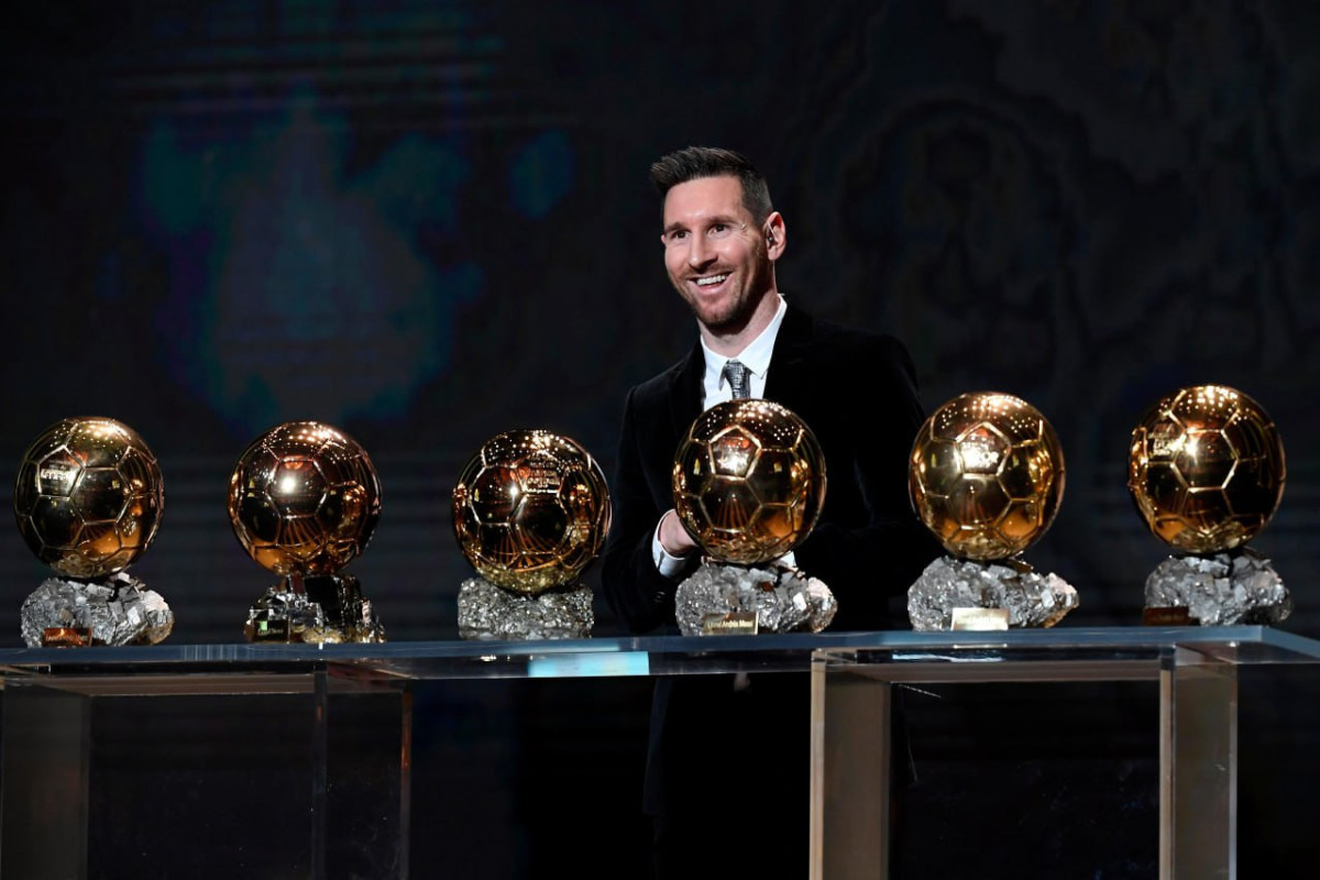 Messi 8-ci dəfə "Qızıl top"u qazanıb