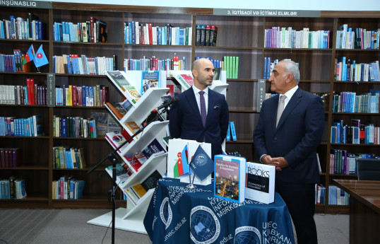 ​​​​​​​“Azərlotereya”dan UNEC kitabxanasına böyük töhfə - FOTO 