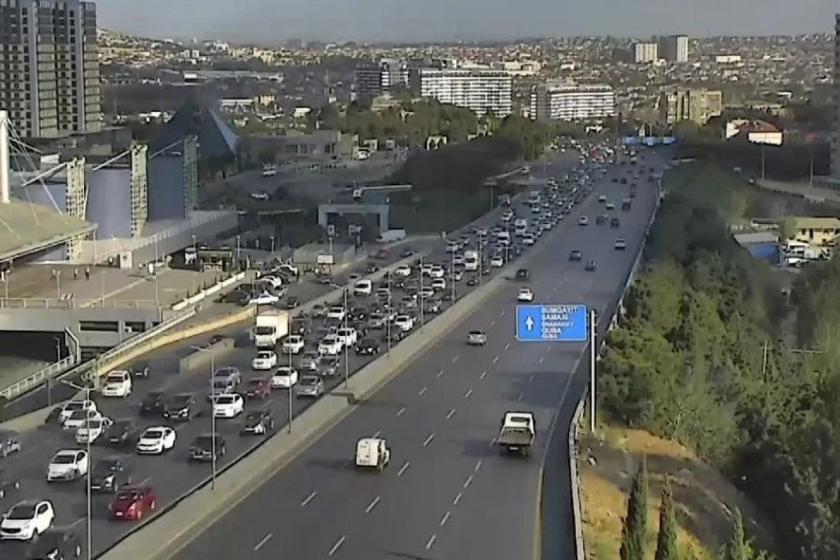 Bakıda sıxlıq olan yollar açıqlanıb - SİYAHI 