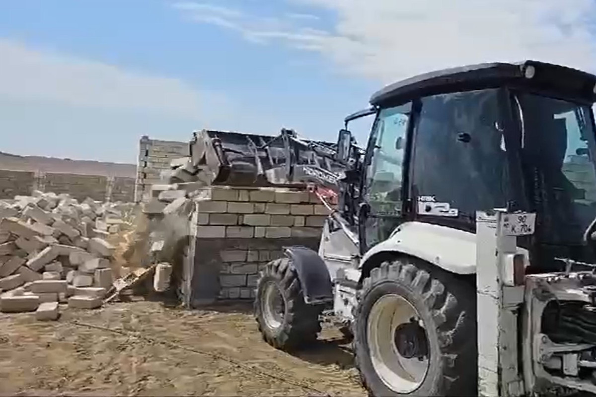 Abşeronda qanunsuz tikintilərin qarşısı alınıb - VİDEO 