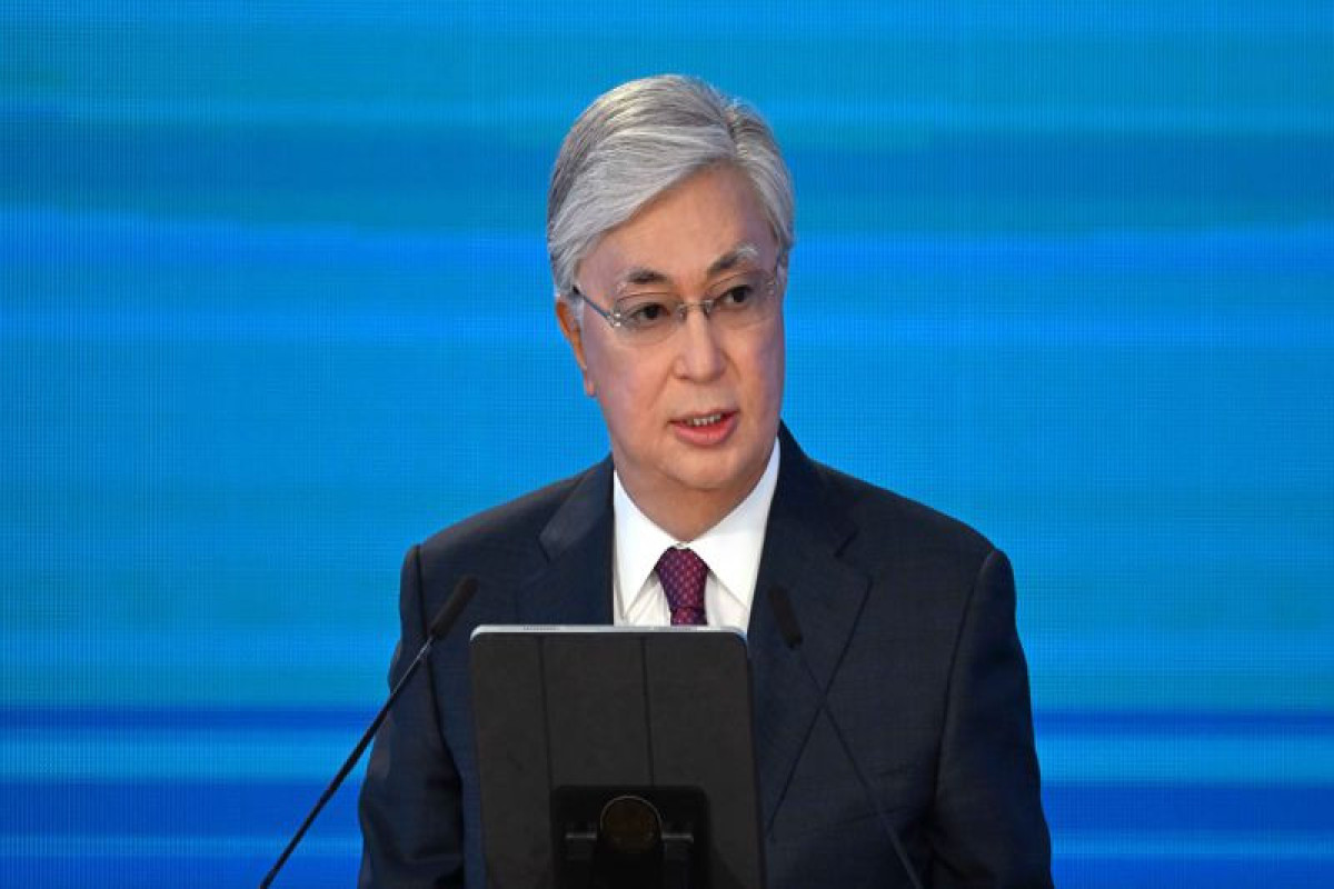 Tokayev: Orta Dəhliz üzrə daşımaların həcmi 5 dəfə artırıla bilər
