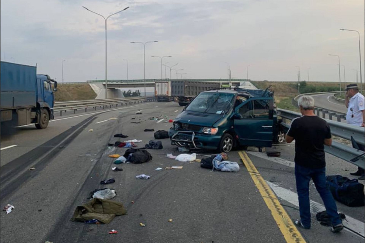 Rusiyada yol qəzasında 4 nəfər ölüb