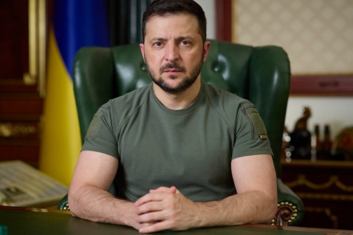 Zelenski: Kiyev və Paris ukraynalı pilotların hazırlanması ilə bağlı razılığa gəlib