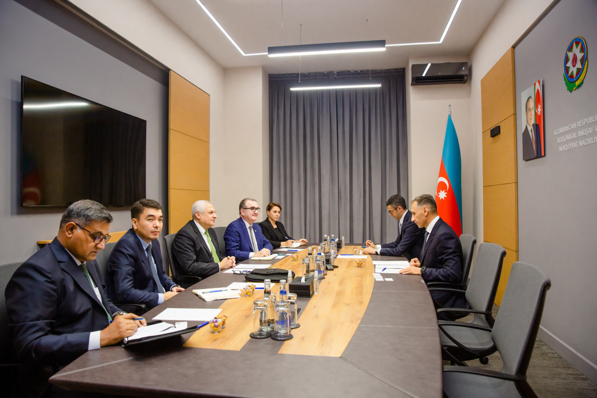 Rəşad Nəbiyev ICIEC-in baş icraçı direktoru ilə görüşüb