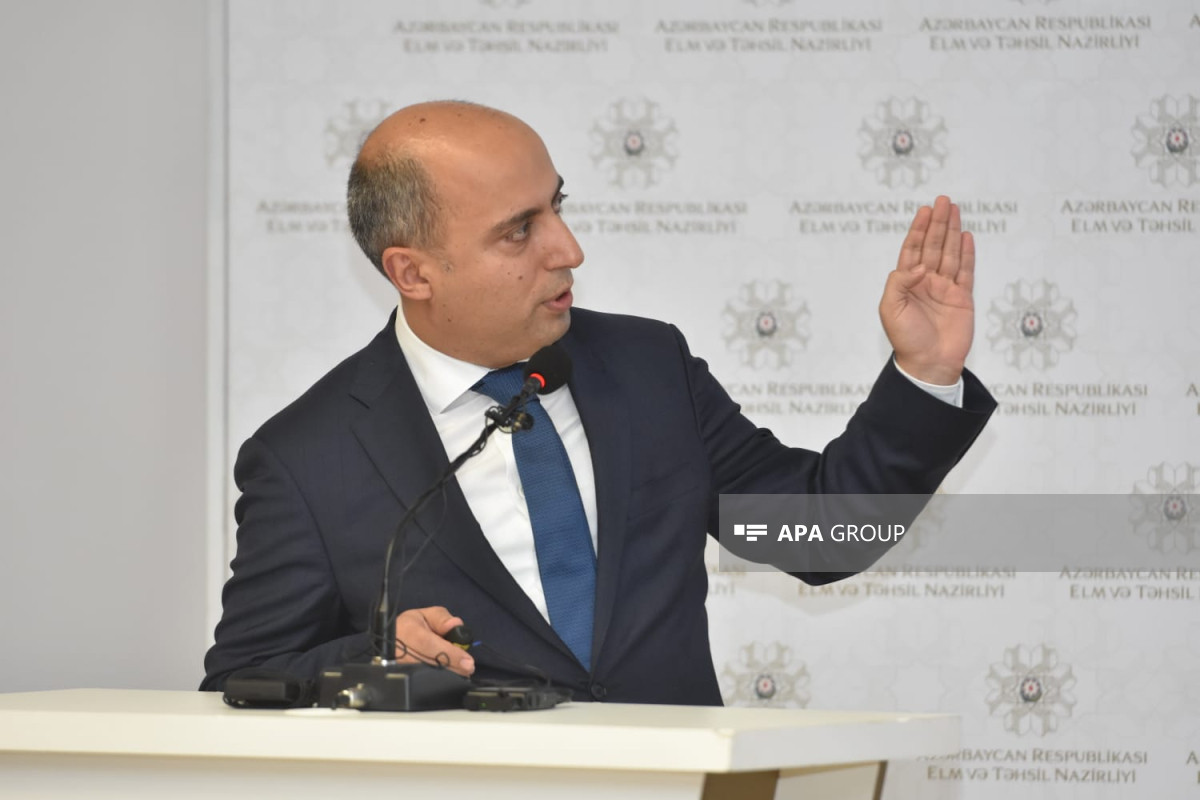 Məktəblərdə Azərbaycan dili fənni üzrə dərs saatlarının sayı artırılacaq