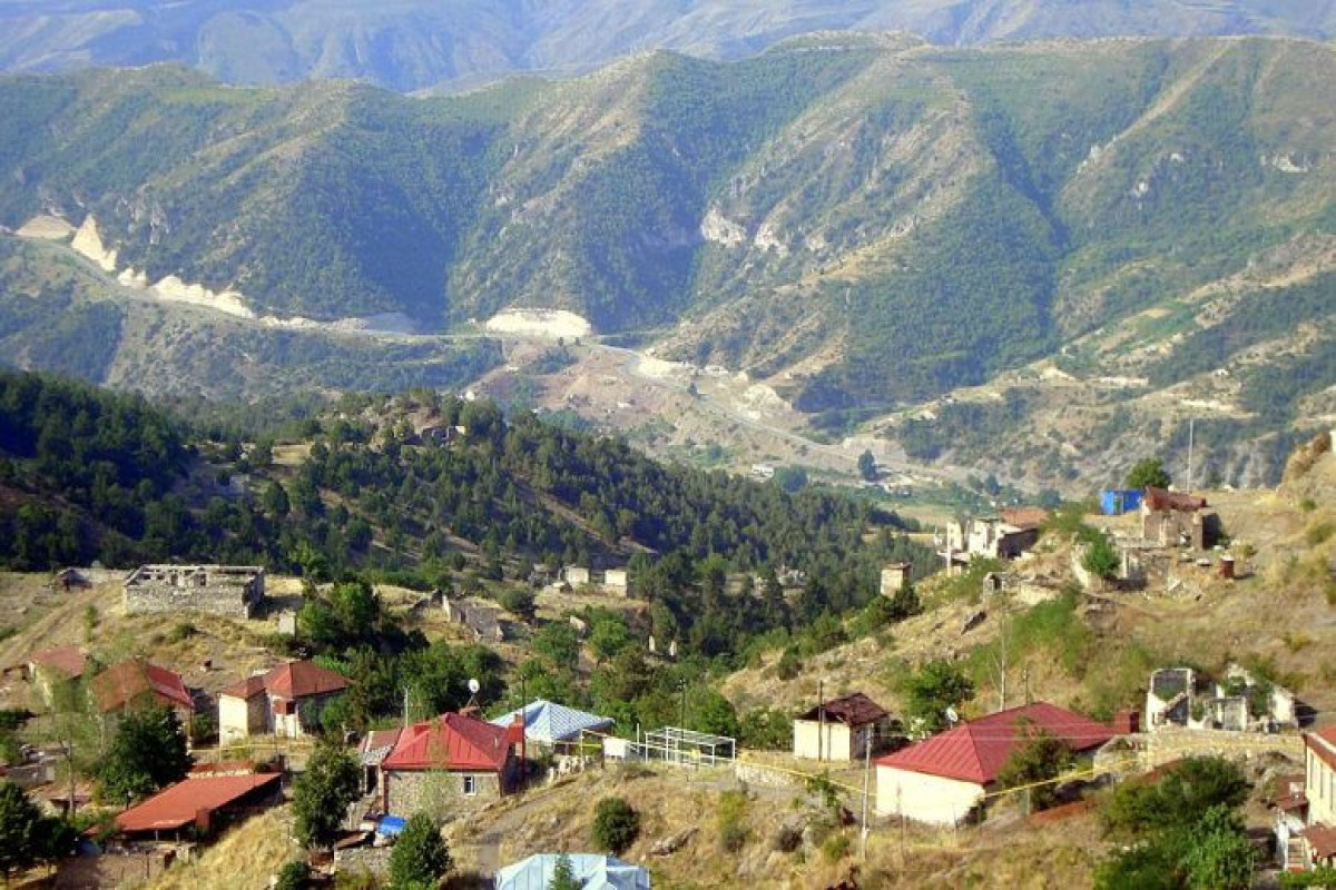 Sus kəndinə ilk köç gələn ilin əvvəlində olacaq