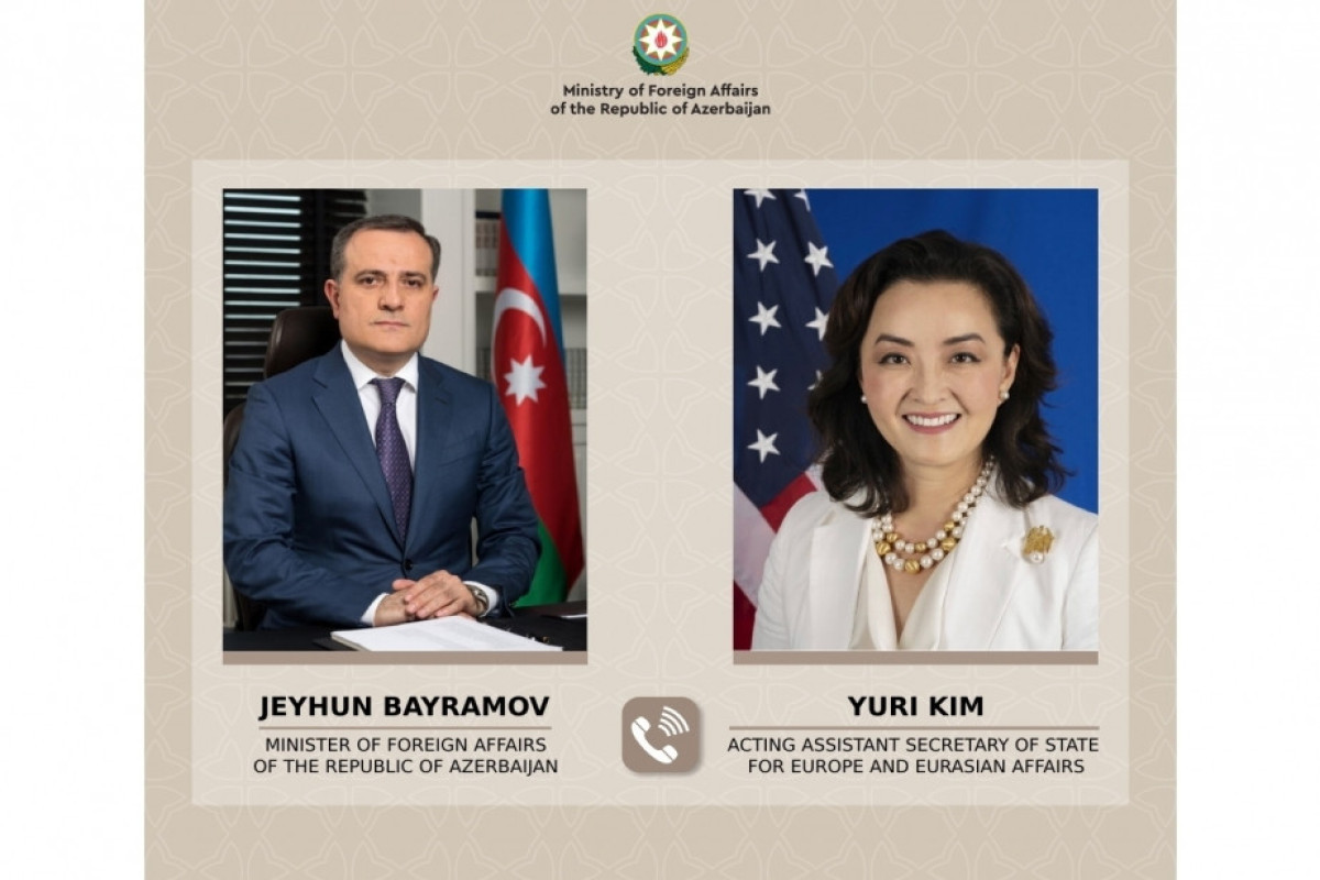 Ceyhun Bayramov ABŞ dövlət katibinin köməkçisi ilə telefonla danışıb