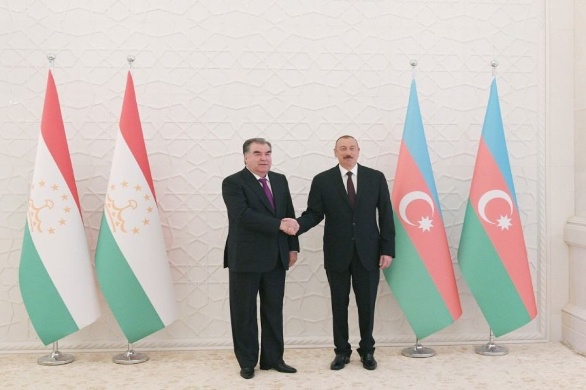 Prezident İlham Əliyev Emoməli Rəhmona təbrik məktubu ünvanlayıb