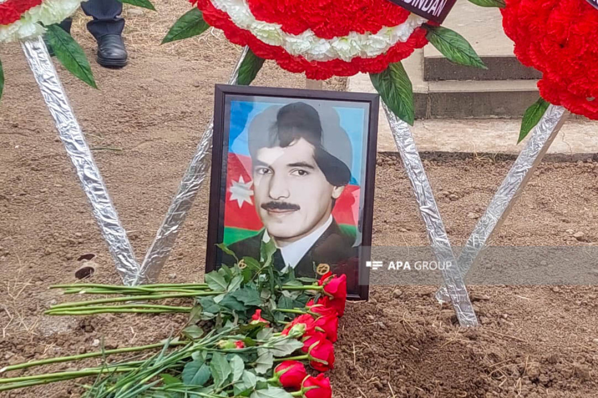 30 il əvvəl itkin düşən Əli Hüseynovun qalıqları Füzulidə dəfn olunub - FOTO  - YENİLƏNİB 