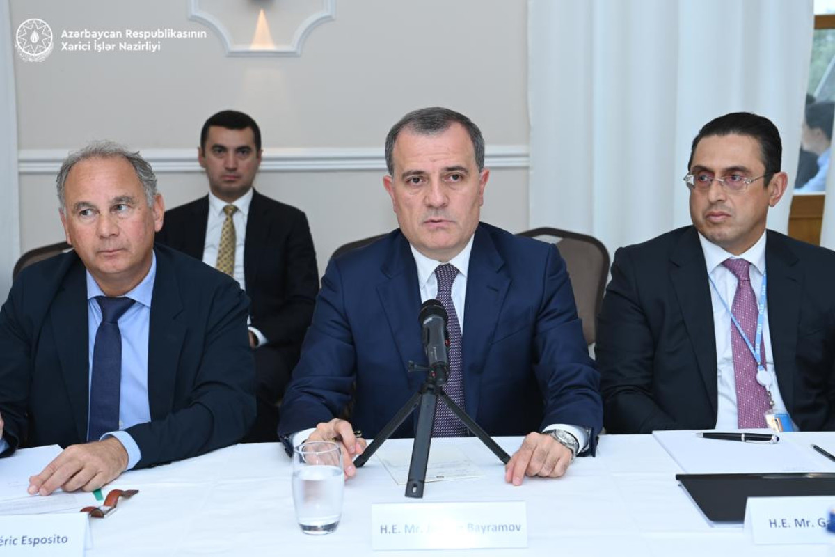 Ceyhun Bayramov: Paşinyanın ziddiyyətli açıqlamaları sülh prosesinin gələcəyini sual altında qoyur