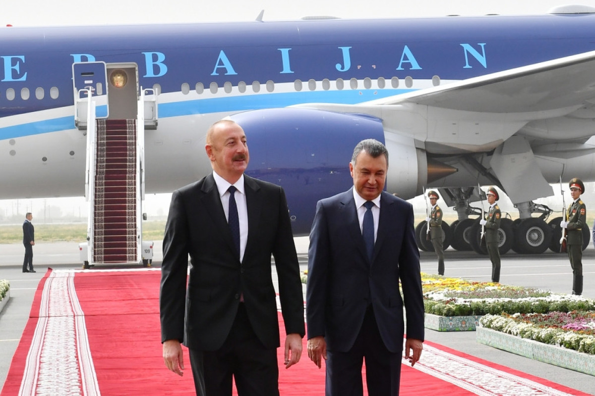 Prezident İlham Əliyev Tacikistana səfərə gedib
