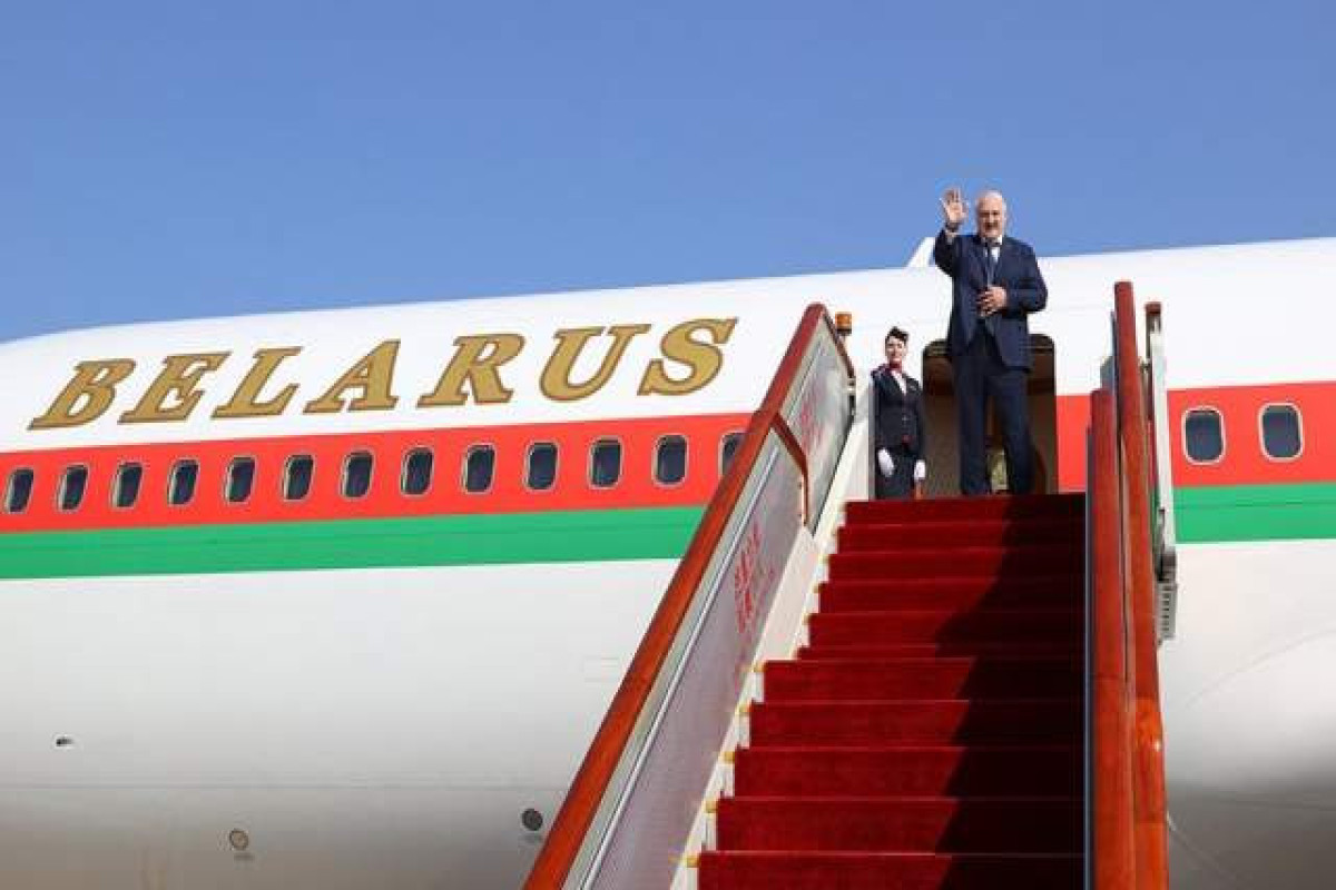 Lukaşenko Rusiyaya səfər edib