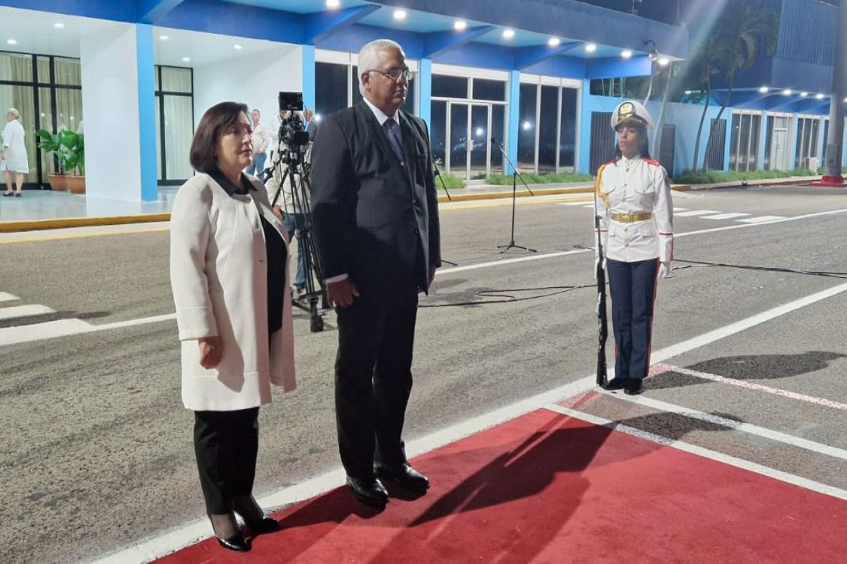 Sahibə Qafarova Kubaya səfər edib