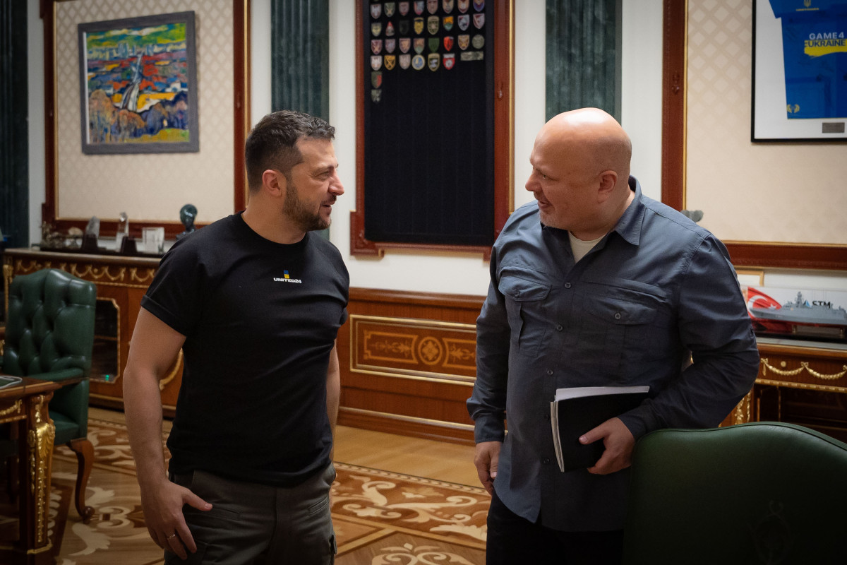 Zelenski Beynəlxalq Cinayət Məhkəməsinin prokuroru ilə görüşüb  - FOTO 