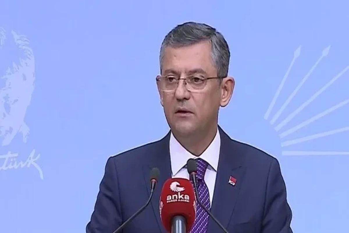 Özgür Özel CHP sədrliyinə namizədliyini irəli sürüb