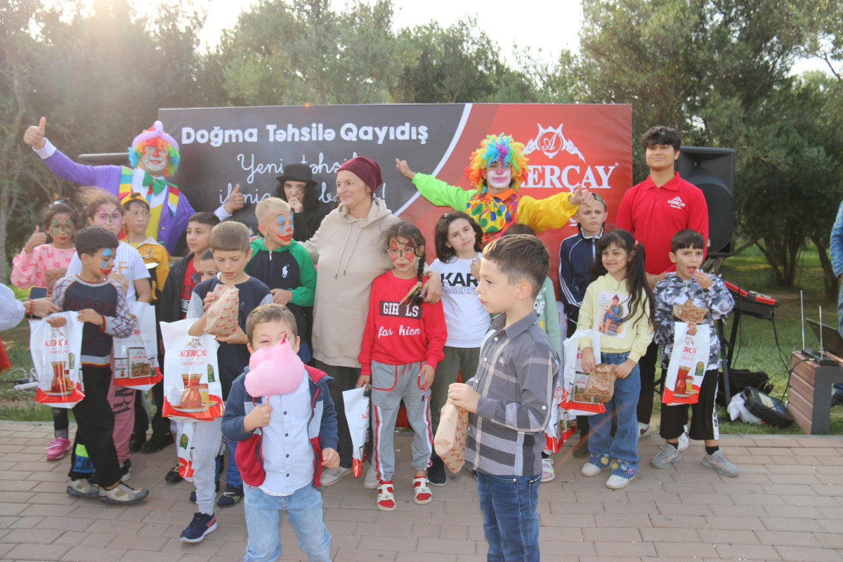 “Azerçay”dan “Doğma məktəbə qayıdış” - FOTO 