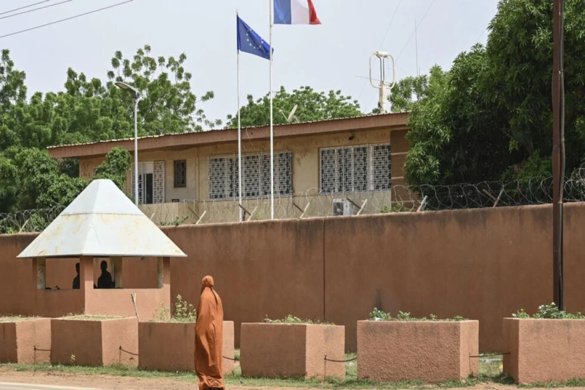 Macron says ambassador to Niger 