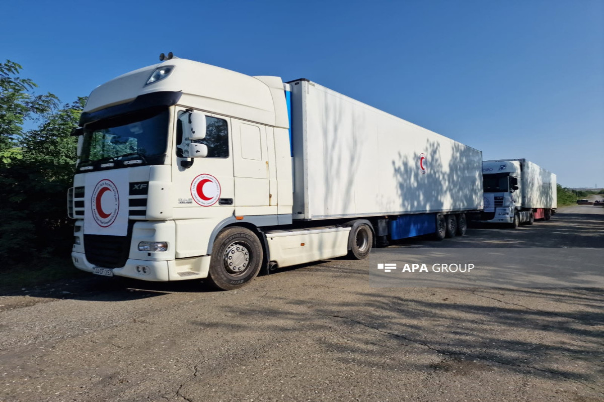 Baku-sent convoy with 40 tons of flour waiting on Aghdam-Asgaran-Khankandi road for 19 days-PHOTO 