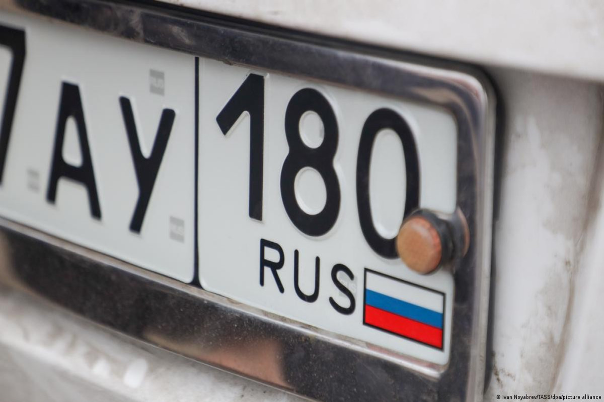 Польша запрещает въезд в страну зарегистрированных в России автомобилей
