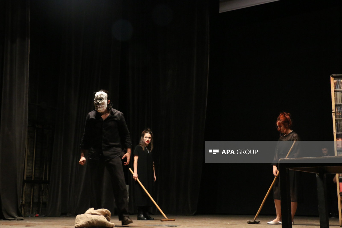 Gürcüstanda azərbaycanlı gənclərin teatr tamaşası böyük maraqla qarşılanıb - FOTO 