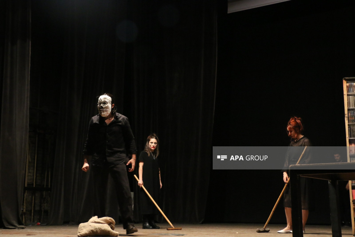В Грузии театральная постановка молодых азербайджанцев вызвала огромный интерес - <span class="red_color">ФОТО