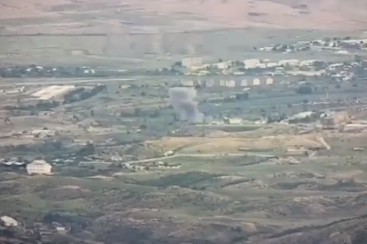 Ermənistan ordusunun Xankəndi-Xocalı yolunun yaxınlığındakı 4-cü piyada briqadası vurulub - VİDEO 