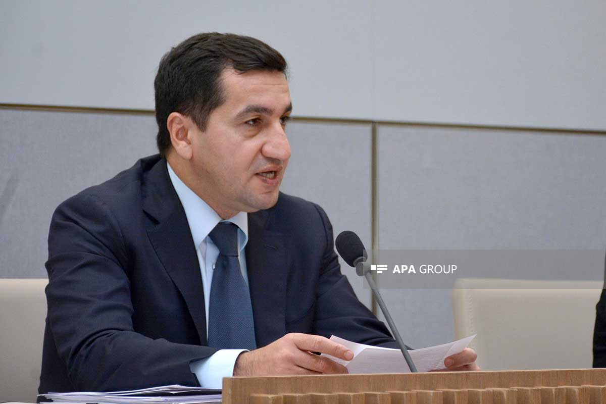 Hikmət Hacıyev: Qarabağın erməni sakinlərinə müəyyən ismarıclar çatdırılıb