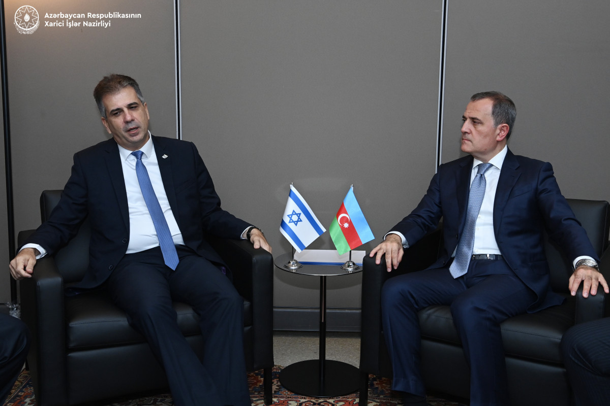 Ceyhun Bayramov İsrailin xarici işlər naziri ilə görüşüb