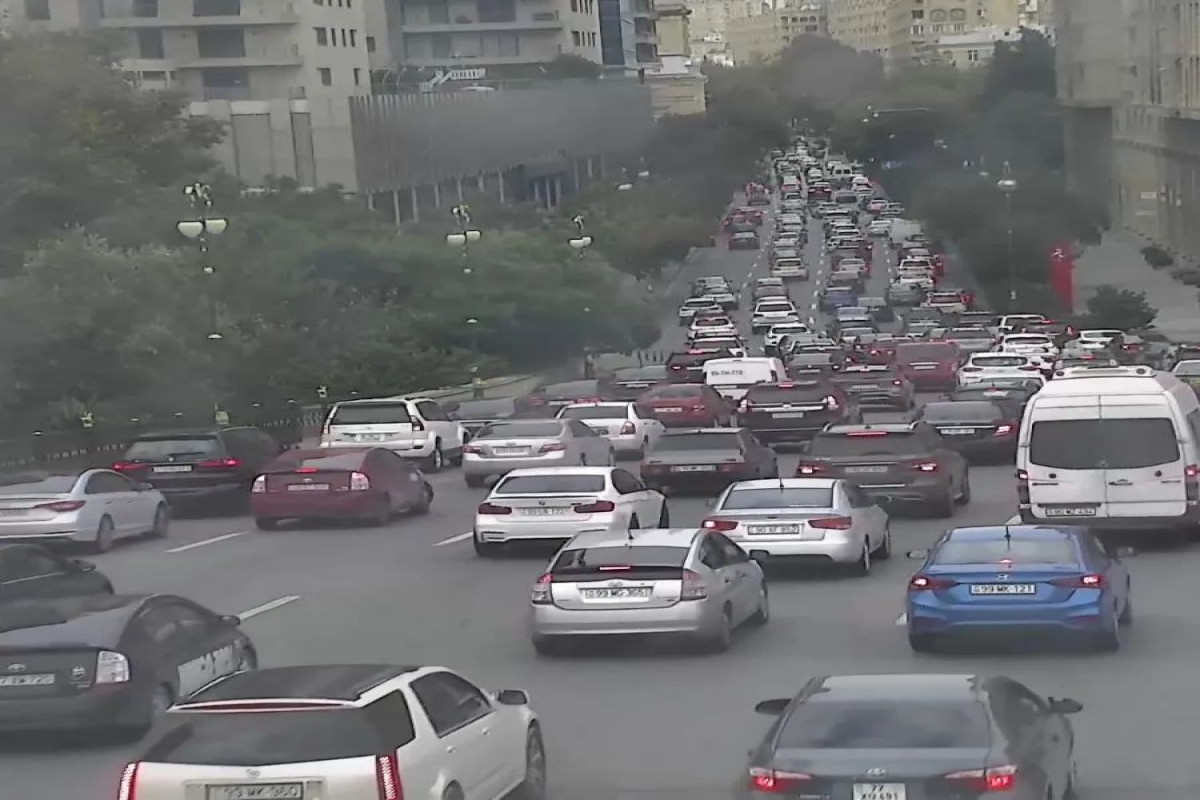 Bakıda sıxlıq müşahidə edilən yollar - SİYAHI 