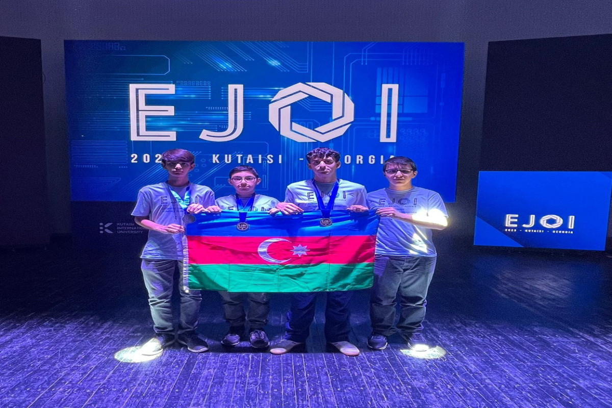 Азербайджанские школьники добились очередного успеха на Европейской олимпиаде по информатике